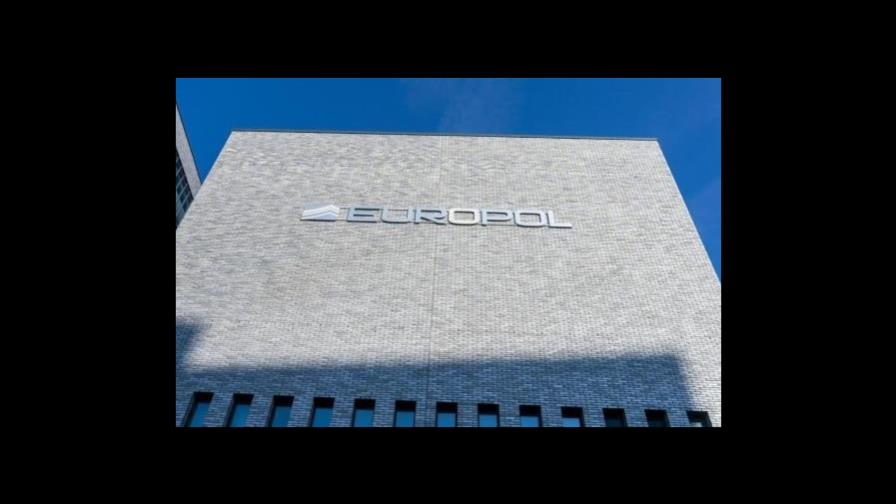 Arrestan a 288 personas en redada internacional contra un sitio de la dark web Arrestan a 288 personas en redada internacional contra un sitio de la dark web