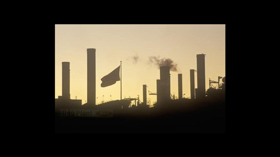 La industria norteamericana genera cinco millones de toneladas de contaminantes al año