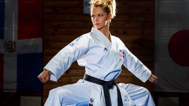 Reconocida karateca abre escuela “Dimitrova Training Academy”
