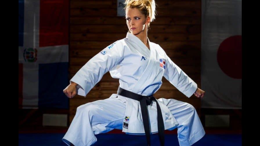 Reconocida karateca abre escuela “Dimitrova Training Academy”