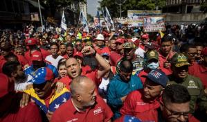 Mejores salarios y contratos, pedidos latinoamericanos en el Primero de Mayo