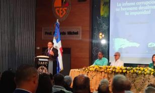 Guillermo Moreno publica dos libros en los que lanza fuertes críticas a los gobiernos del PLD