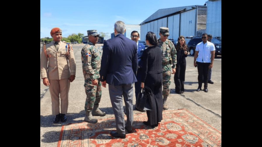 Abinader partió a Londres para coronación del Rey Carlos III Abinader partió a Londres para coronación del Rey Carlos III