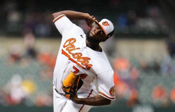 Félix Bautista escogido mejor relevista de abril en la Liga Americana