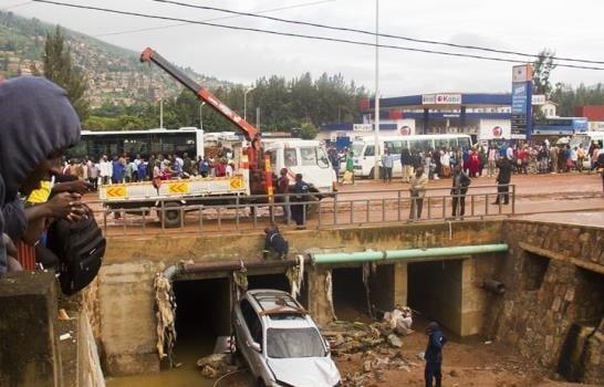 Las inundaciones dejan más de 100 muertos en Ruanda