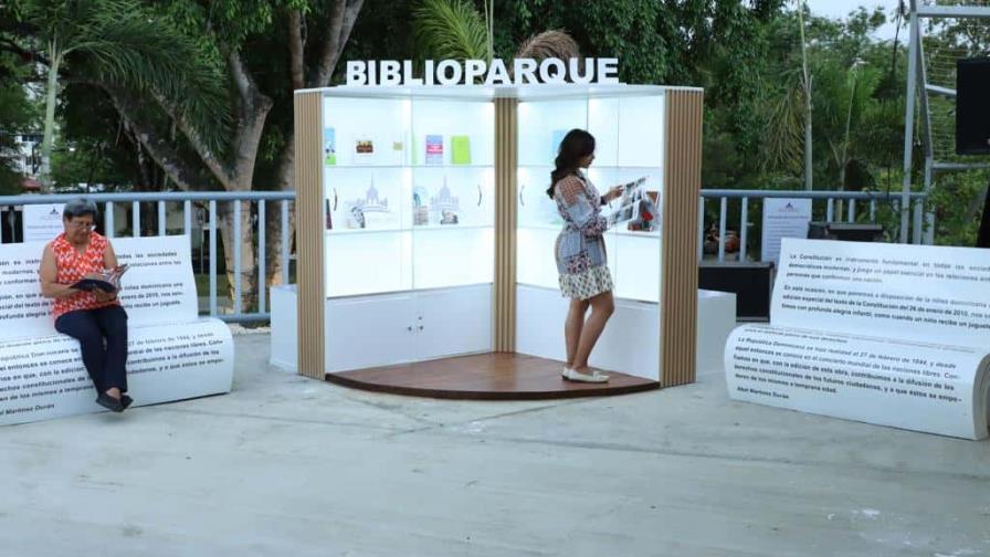 Alcaldía de Santiago inaugura biblioparque