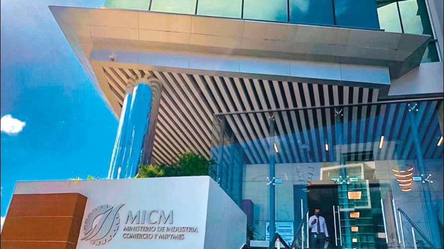 Industria y Comercio comenzó a pagar arrendamiento de edificio en violación al contrato