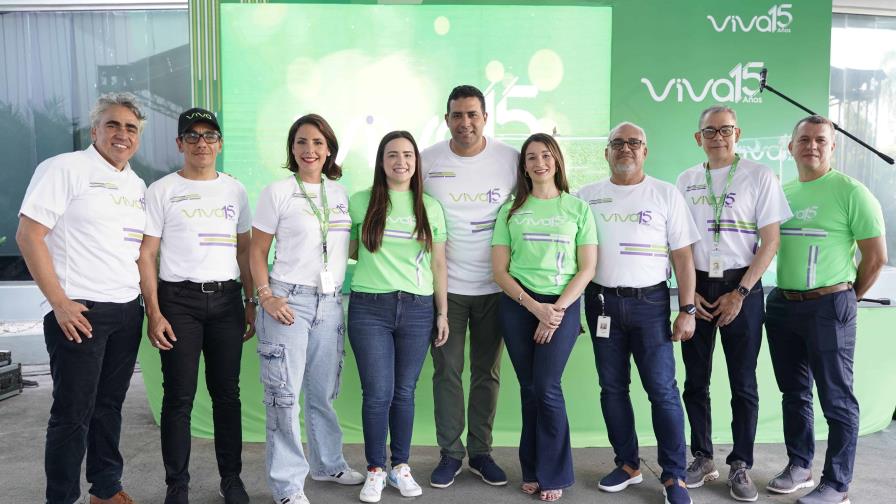 Viva celebra su 15 aniversario junto a empleados y colaboradores