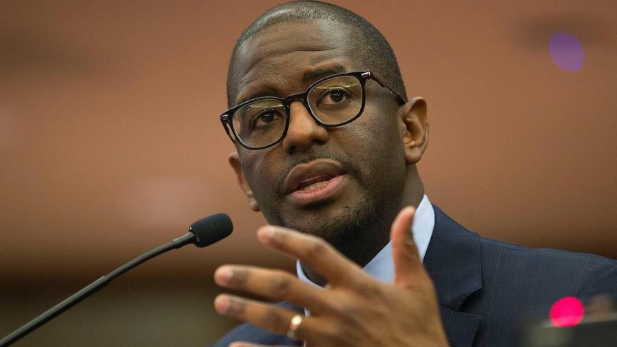 Andrew Gillum, excandidato demócrata, es declarado no culpable de mentirle al FBI