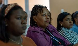 Mujeres conducirán los nuevos camiones de basura de Santo Domingo Este