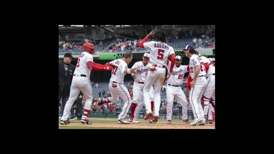 Jonrón de Call da victoria a Nacionales ante Cachorros