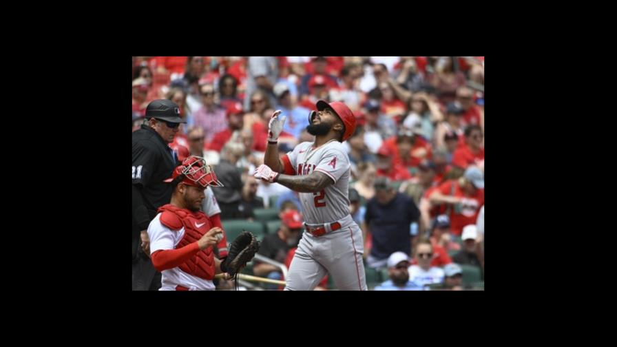 Luis Rengifo remolca 4; Angelinos barren a Cardenales