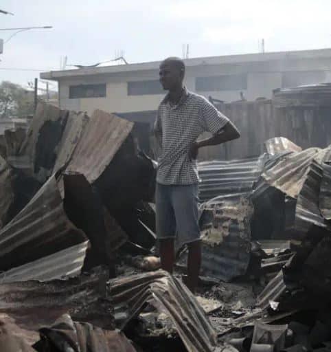 Estalla incendio en mercado callejero de Haití