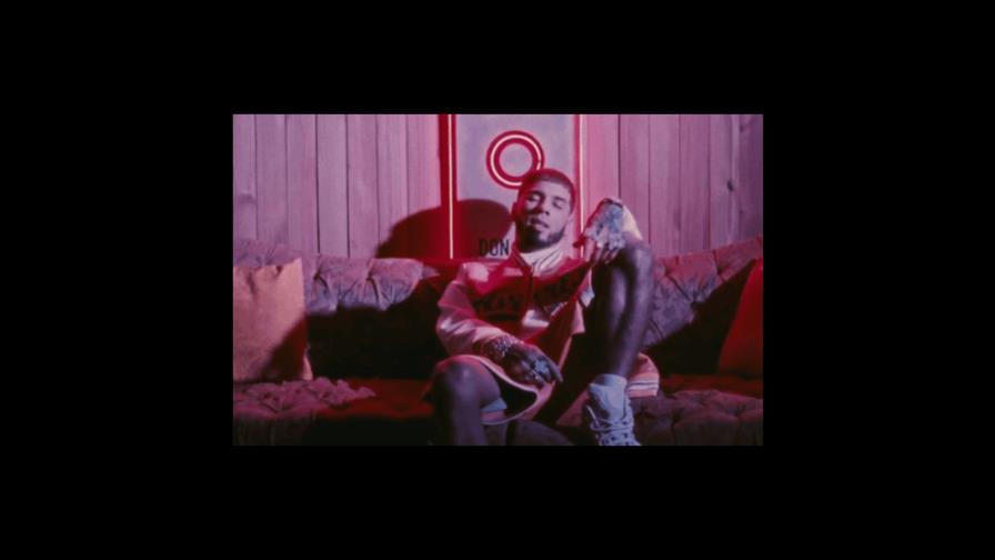 Anuel lanza tema y se lo dedica a Karol G con besitos y todo Anuel lanza tema y se lo dedica a Karol G con besitos y todo