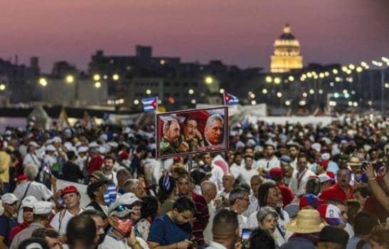 Cuba festeja con atraso el Día del Trabajador