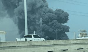 Se registra una explosión en una planta de Pemex en Texas