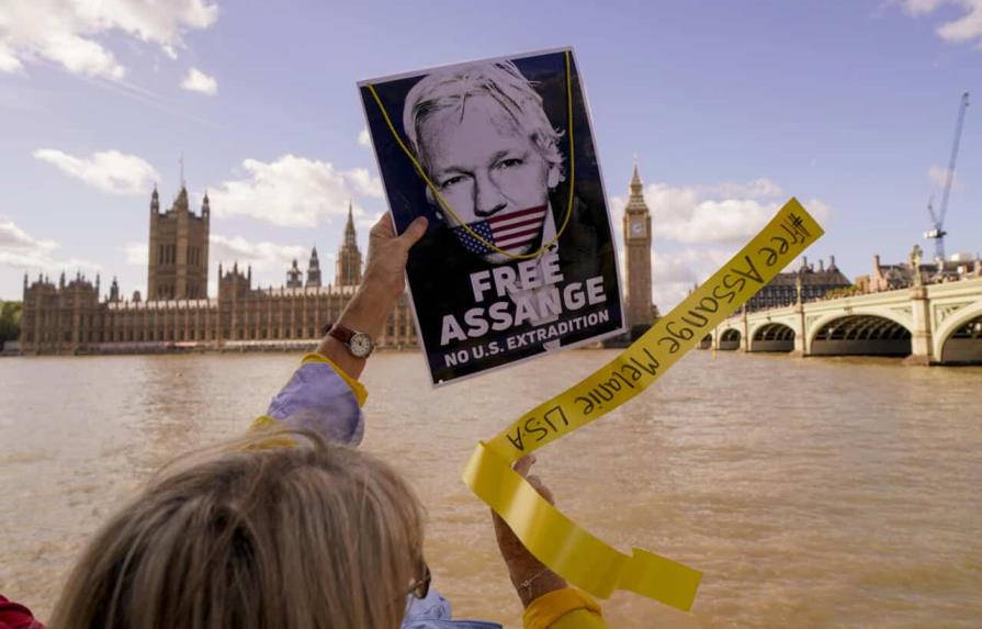 El primer ministro australiano y el líder de la oposición quieren la liberación de Julian Assange