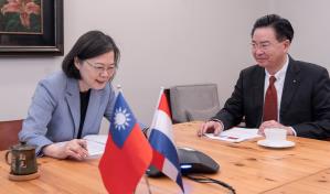 Líder de Taiwán y presidente electo de Paraguay reafirman lazos en llamada telefónica