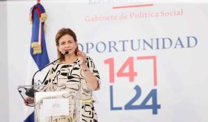 Raquel Peña preside acto de apertura de dos centros "Oportunidad 14-24"