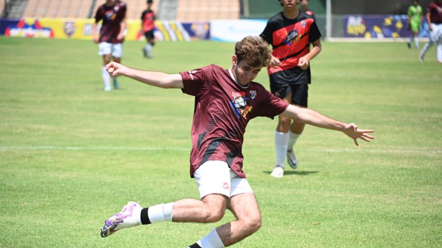 Babeque y Carol Morgan se enfrentan por la supremacía del grupo “A”