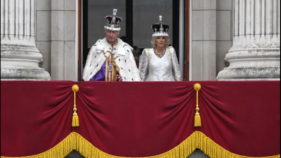 Festejos y almuerzos callejeros celebran la coronación de Carlos III y Camila