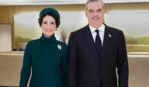 Críticos de moda colocan a Luis y a Raquel entre los mejor vestidos de la coronación