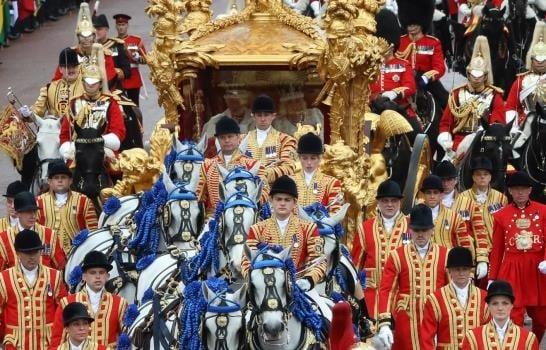 Los territorios británicos del Caribe celebran la coronación de Carlos III