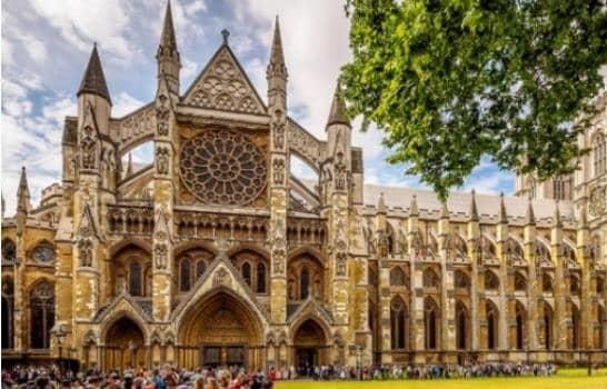 Abadía de Westminster, lugar clave de la monarquía británica