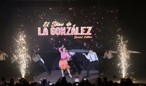 La González se convierte en el alma de la fiesta en el Jaragua