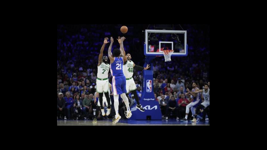 Harden define por 76ers ante Celtics en tiempo extra