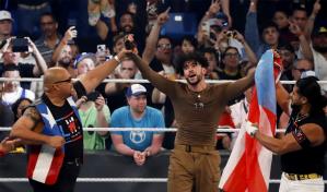 Con arañazos y hematomas, así quedó la espalda de Bad Bunny tras su pelea en la WWE