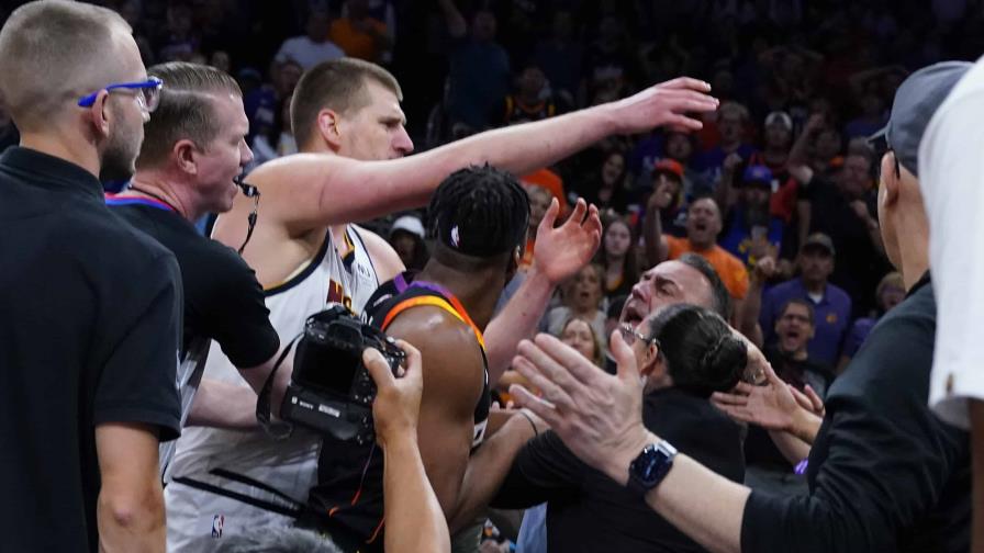 Dueño de Suns no quiere que Jokic sea sancionado Dueño de Suns no quiere que Jokic sea sancionado