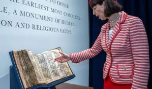 Un Basquiat, una biblia judía y una gran araña lideran subastas de primavera en Nueva York