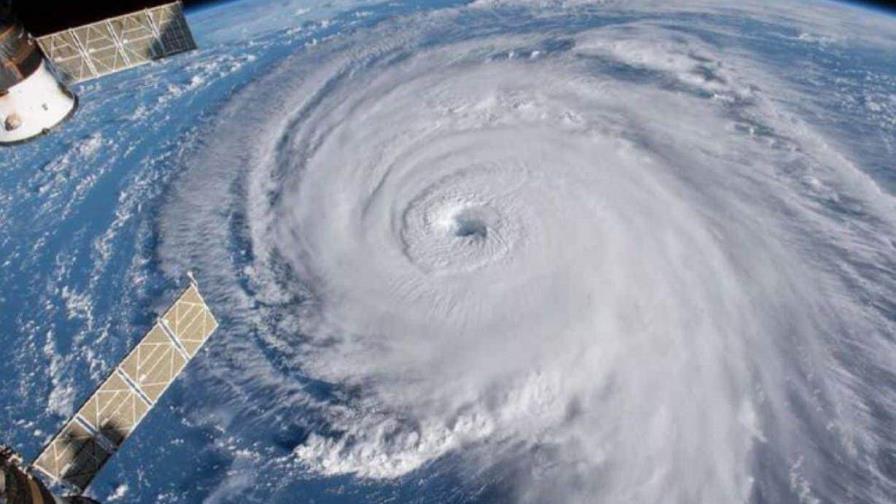 NOAA vaticina una activa temporada ciclónica en el Atlántico con hasta 13 huracanes