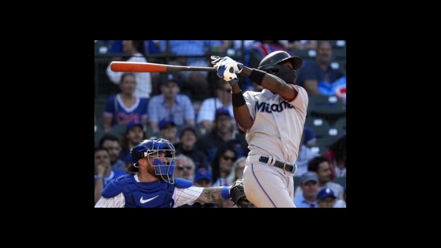 Marlins frenan mala racha al vencer a Cachorros en 14 episodios