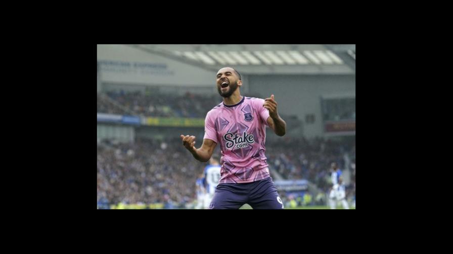 Tras gol a los 34 segundos, Everton sale del descenso