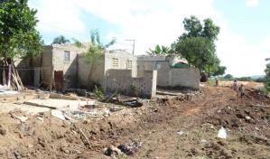 Denuncian trato desigual en compra de terrenos para construcción del muro fronterizo en Dajabón