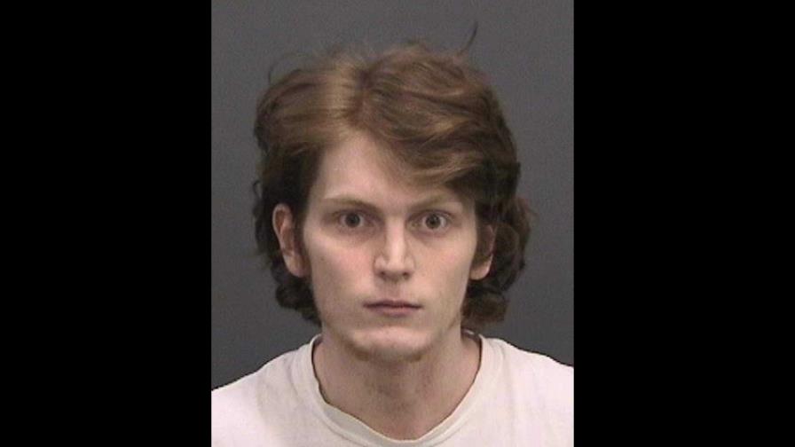 Un exneonazi de EE.UU. se declara culpable de dos asesinatos y pasará 45 años en la cárcel Un exneonazi de EE.UU. se declara culpable de dos asesinatos y pasará 45 años en la cárcel