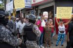 En Los Girasoles I protestan en demanda de agua