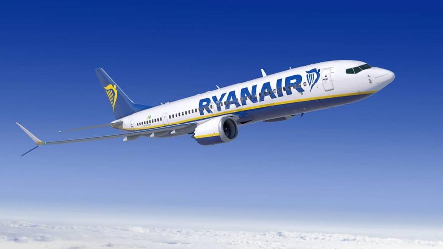 Ryanair encarga a Boeing hasta 300 aparatos 737 MAX, el mayor pedido de su historia