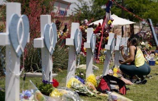 Tres niños entre las víctimas del tiroteo en un centro comercial en Allen, Texas
