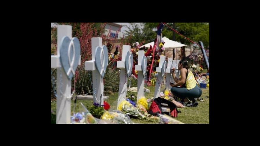 Tres niños entre las víctimas del tiroteo en un centro comercial en Allen, Texas