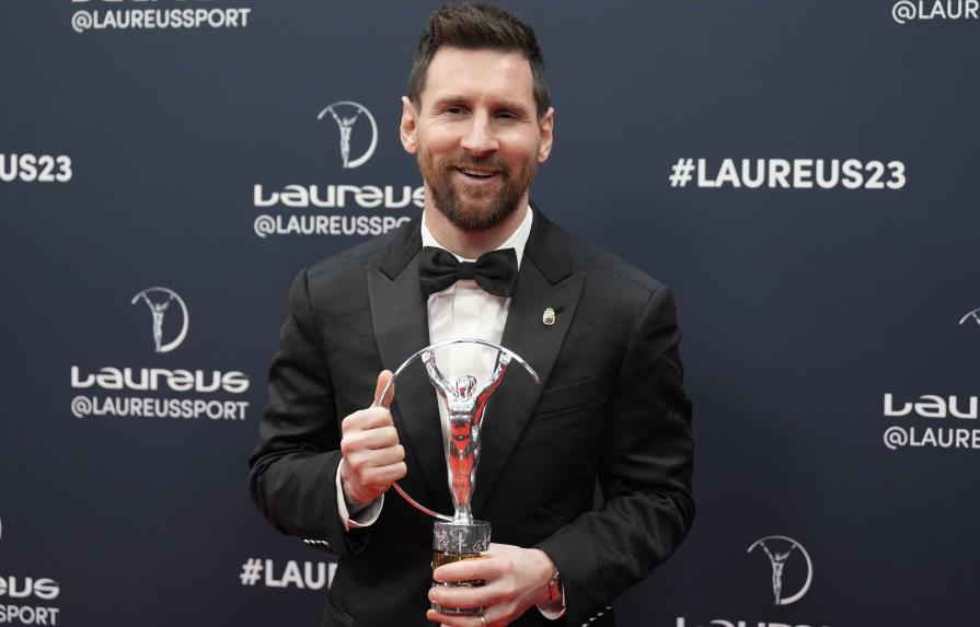 Messi no tiene absolutamente nada con ningún club, afirma su padre