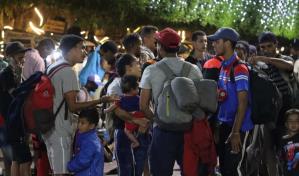 La situaci&oacute;n es de crisis humanitaria, denuncia un sacerdote  sobre los migrantes de El Paso, Texas