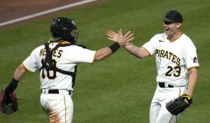 Keller lanza primer juego completo; Piratas vence a Rockies