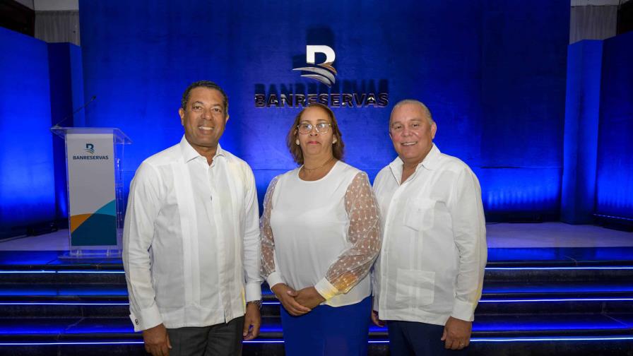 Banreservas celebró un coctel con clientes de San Cristóbal