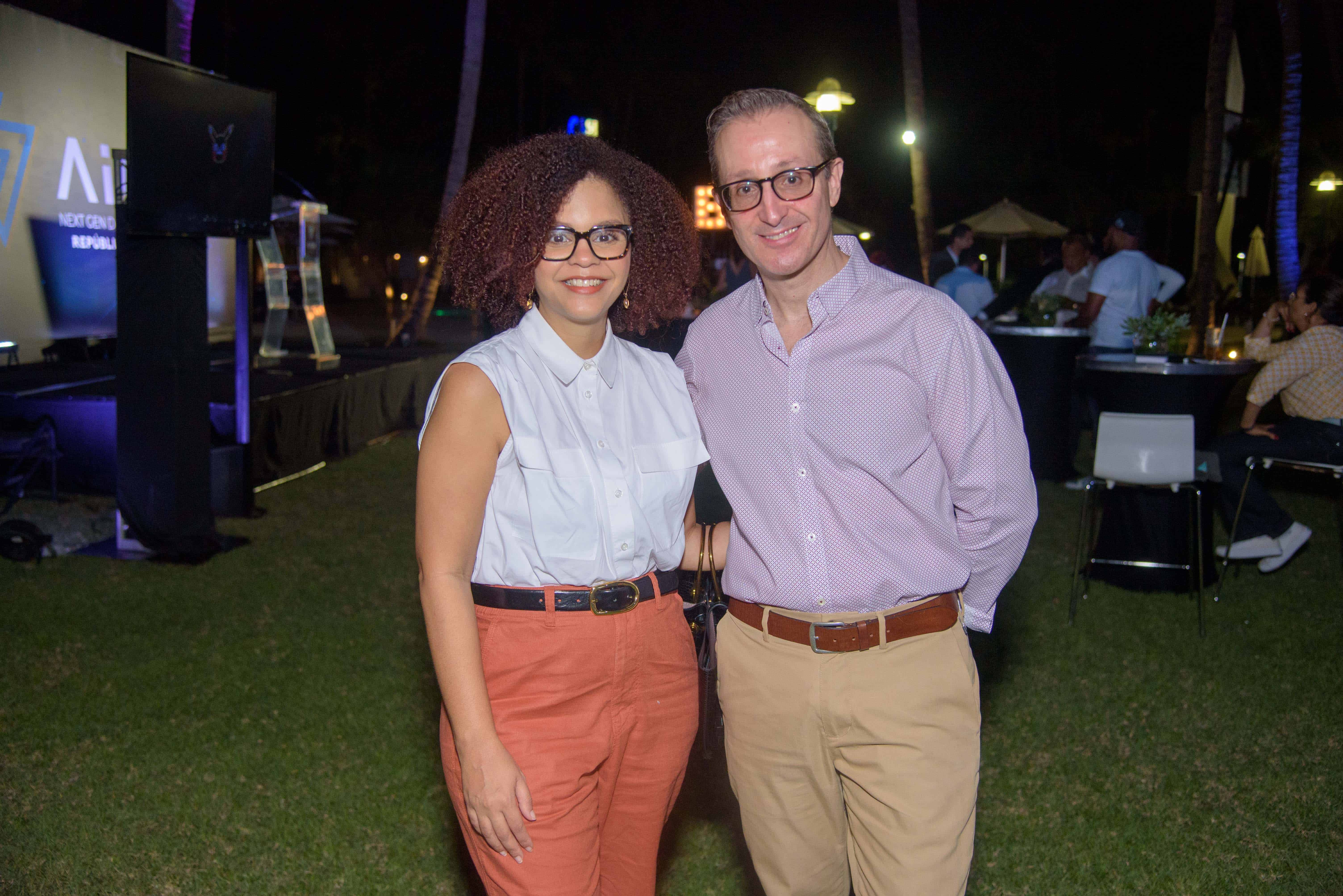 Ivelisse Vásquez y Esteban Martinez Murga.