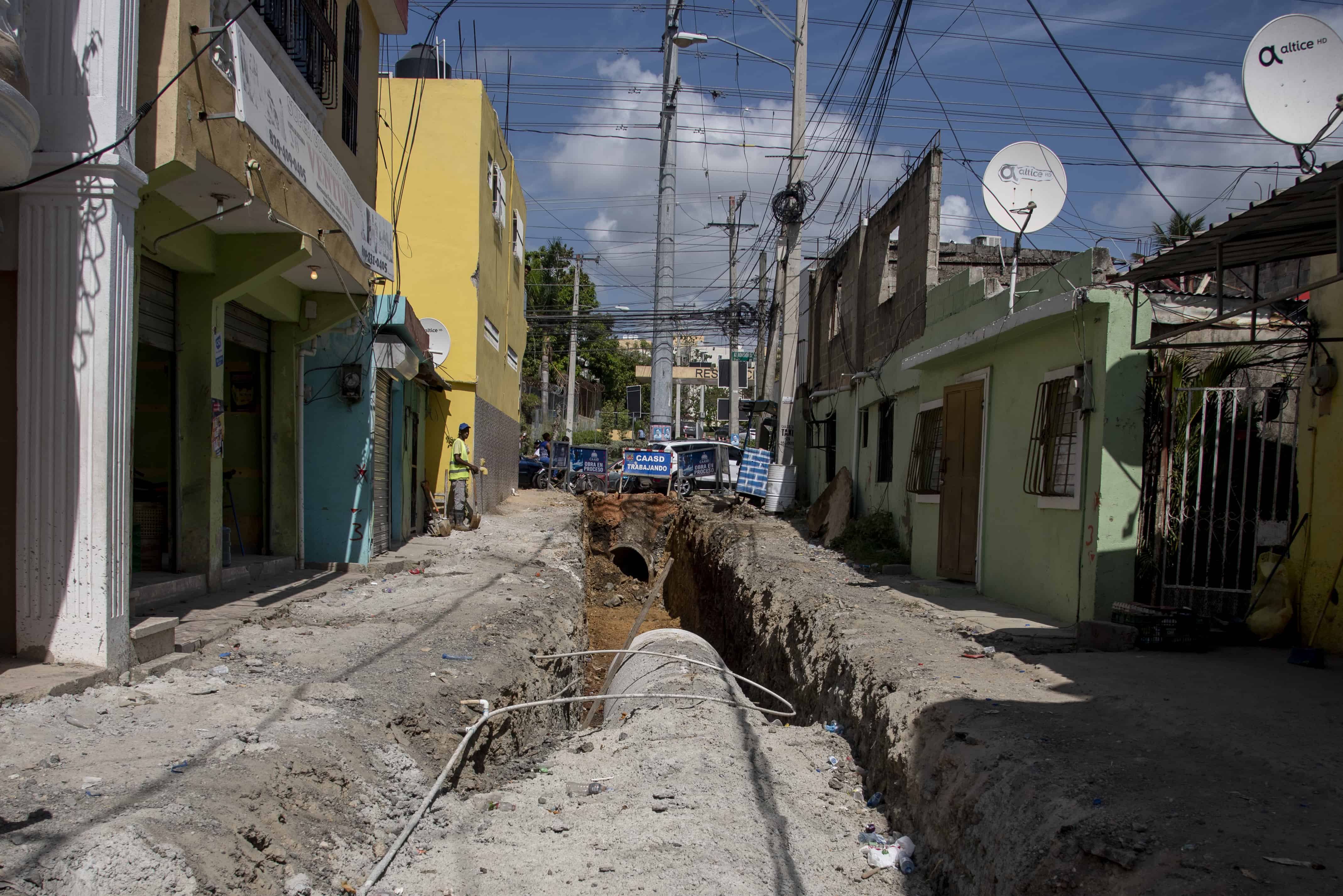 Trabajo de rehabilitación de la cañada del sector.