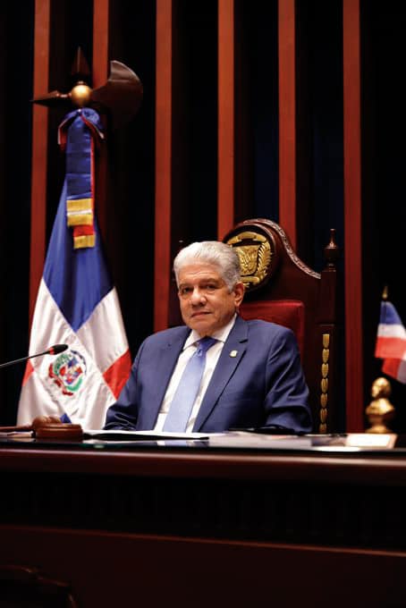 <div><strong>Eduardo Estrella</strong></div><div><strong><br></strong></div><br><div><i>Presidente del Senado</i></div><div><i><br></i></div><br>“Resaltamos la profesionalidad de los miembros de su equipo de colaboradores que se evidencia en cada entrega de Diario que Libre que, en estos 22 años, ha brindado informaciones de calidad.” 