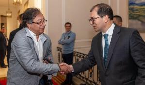 El fiscal general de Colombia a Petro: “Aquí estoy, esperando la destitución”